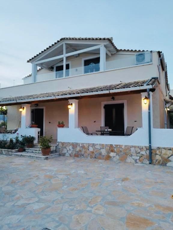 Paradises's Nest Agios Georgios (Corfu)