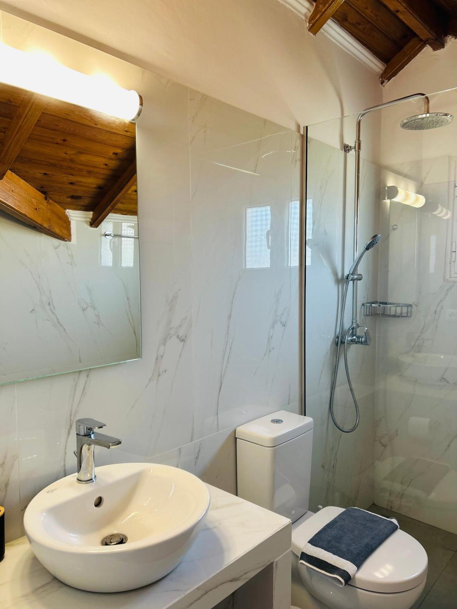Paradises's Nest Apartament Agios Georgios (Corfu)