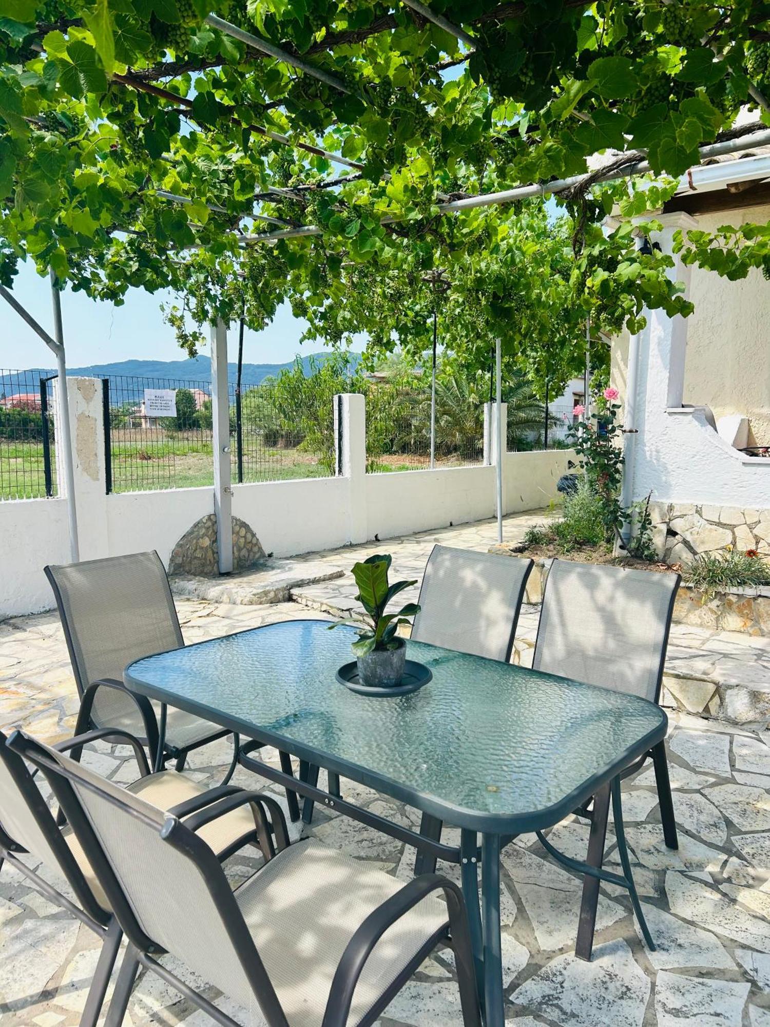 Paradises's Nest Appartement Ágios Geórgios